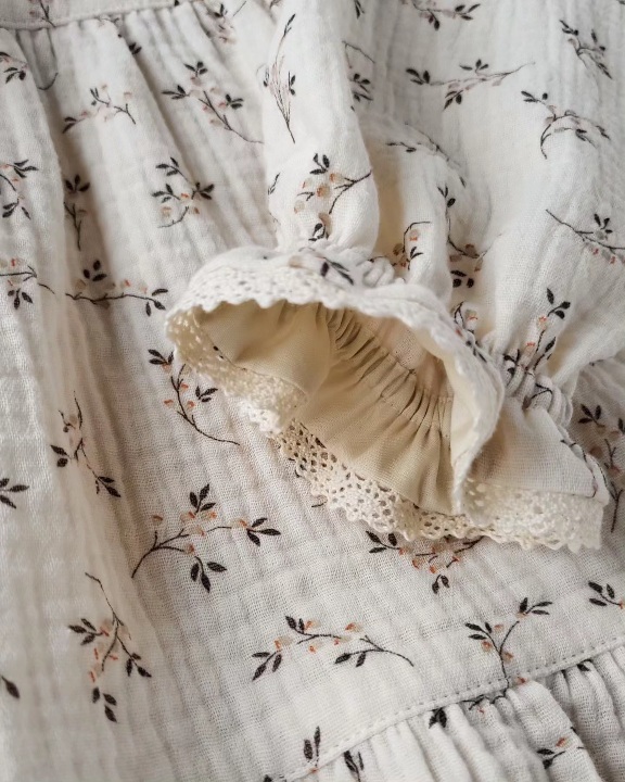 Kräuselkleid aus Biomusselin Äste Gr. 116 – Bild 3