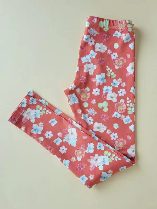Legging Blumen koralle Gr.122