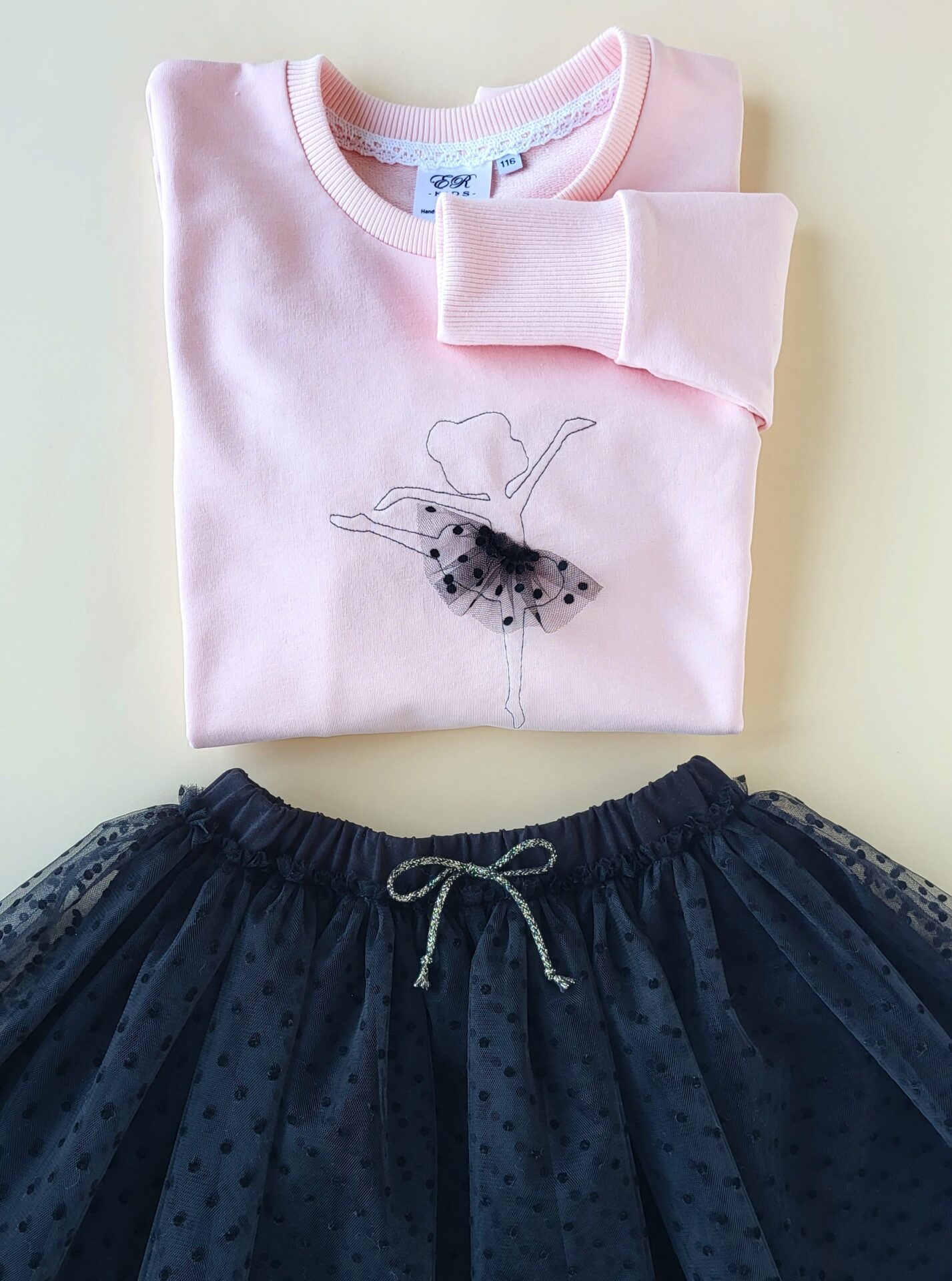 Lounge Sweater Schleifen Gr. 116 – Bild 4