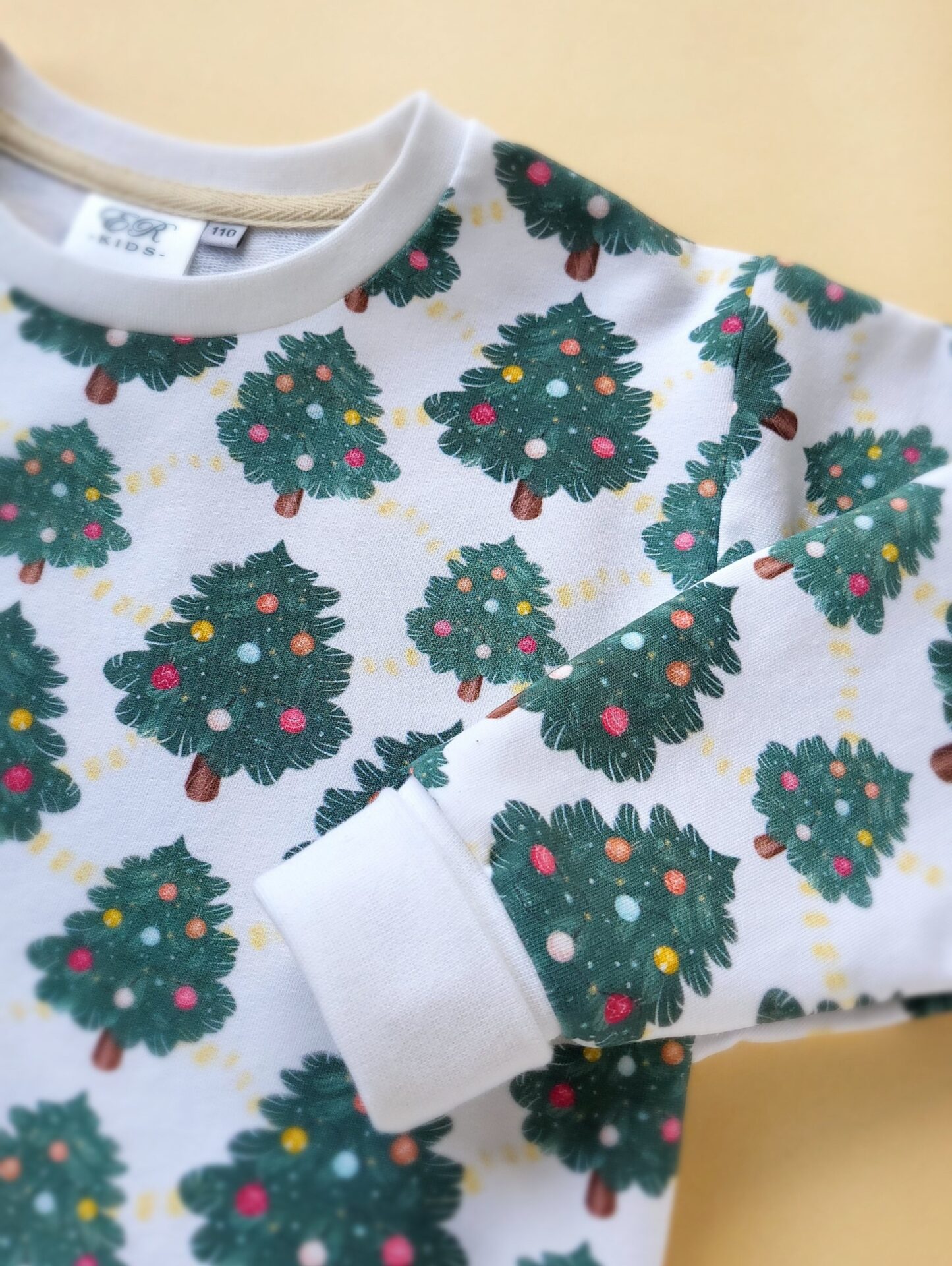 Lounge Sweater Weihnachtsbäume Gr. 110