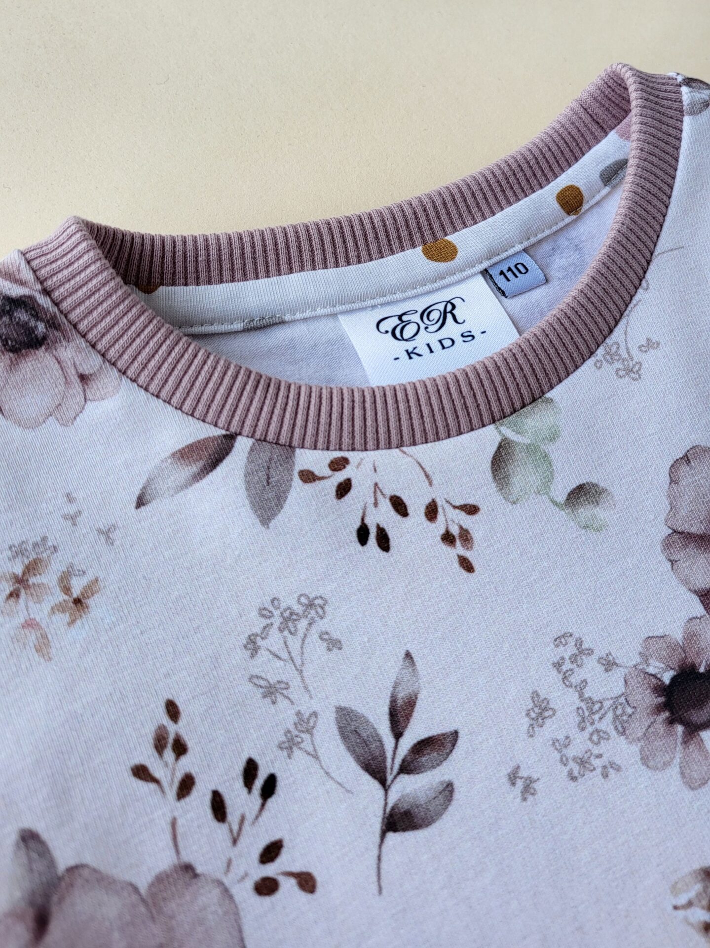 Blumen-Tunika mit Saumrüsche Gr.74-152 – Bild 3