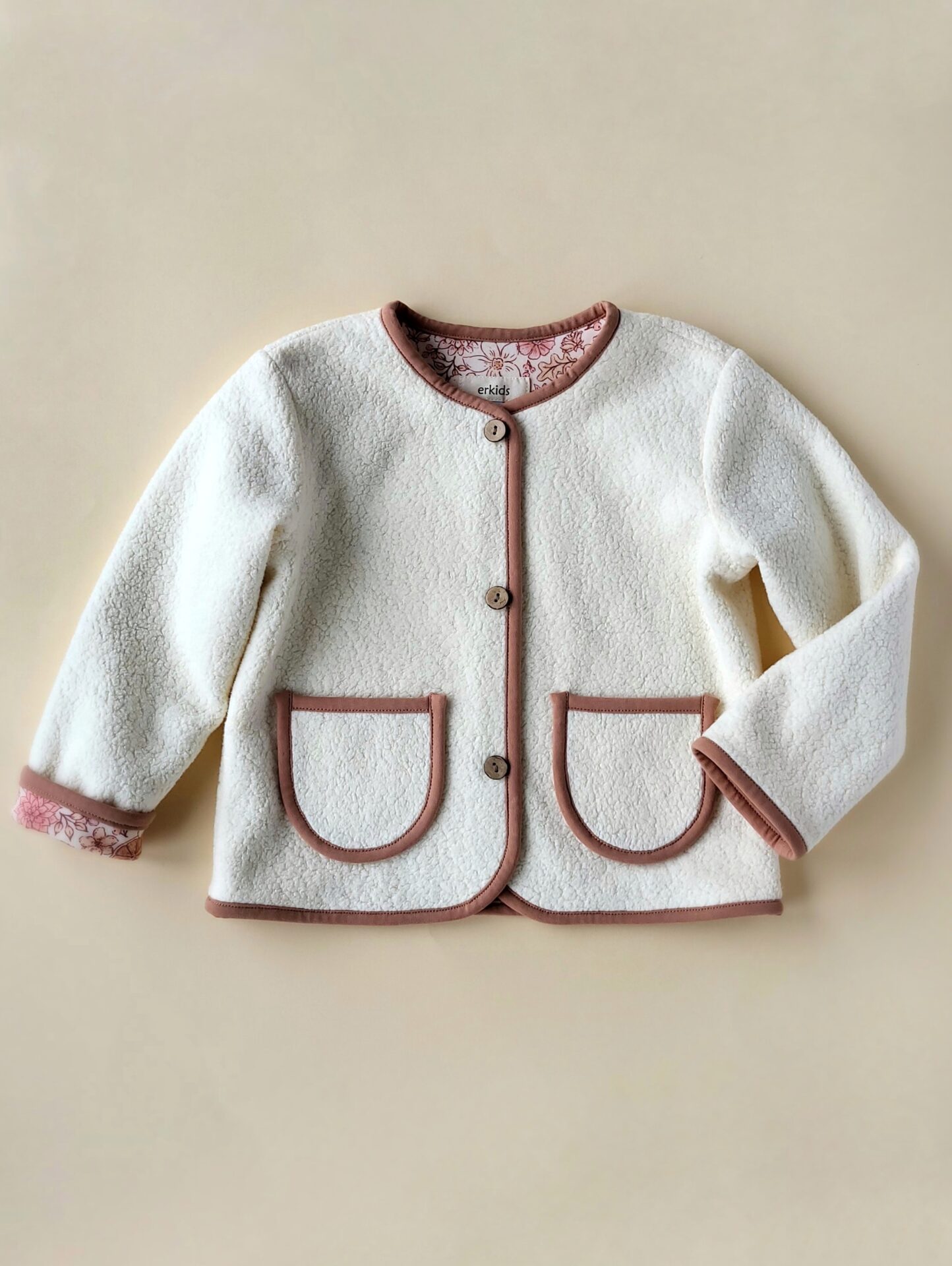 Jacke mit Taschen Gr.104 – Bild 2