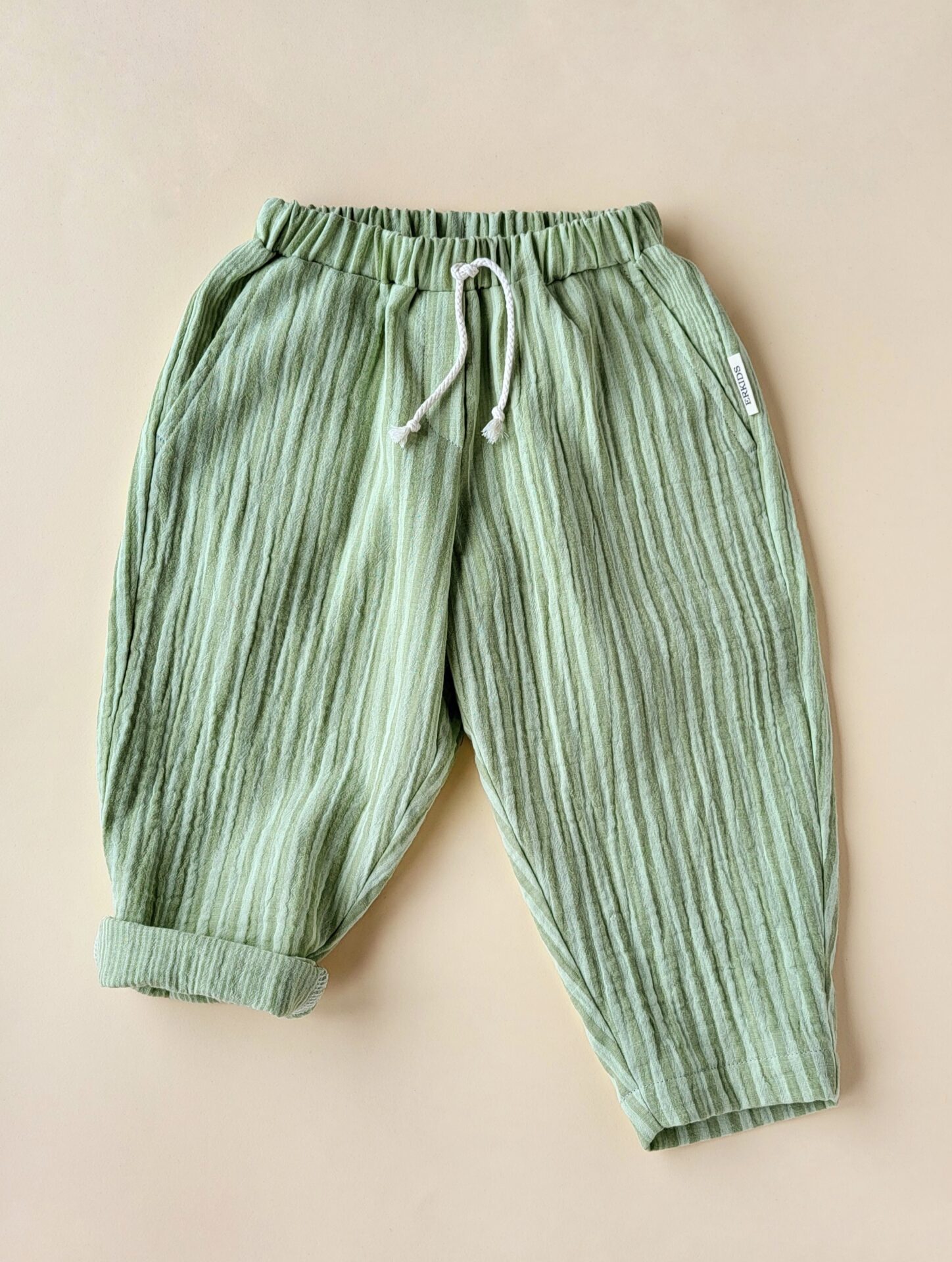 Hose Nilo Streifen pistachio Gr. 98