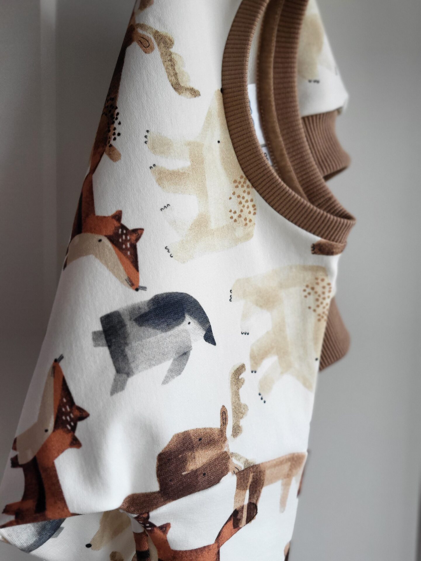 Oversized Sweater Wilde Tiere Gr. 86 – Bild 4