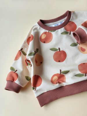 Oversized Sweater Äpfel natur